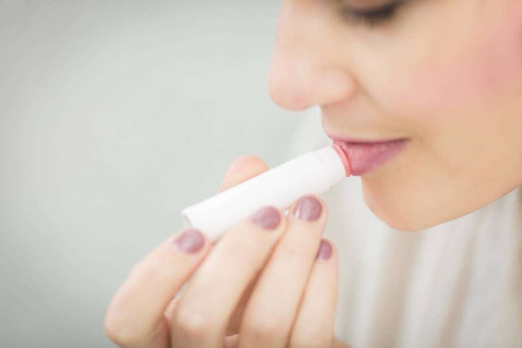 Der All-In-One-Leitfaden, der spröde Lippen für immer heilen wird