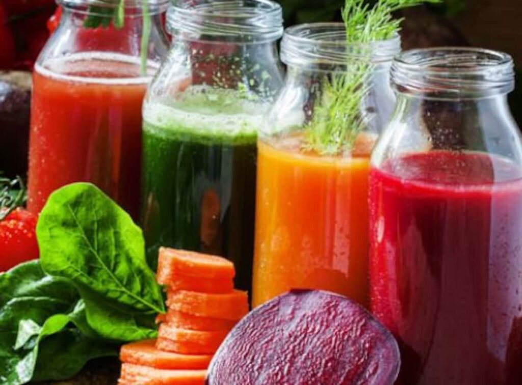 Top 10 Wassermelonensaft-Vorteile und Entsaftungstipps