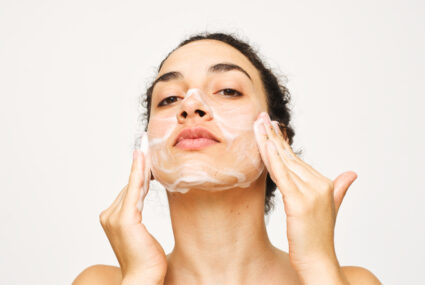 5 hausgemachte Körperwaschmittel, die sich als wirksam zur Aknekontrolle erwiesen haben